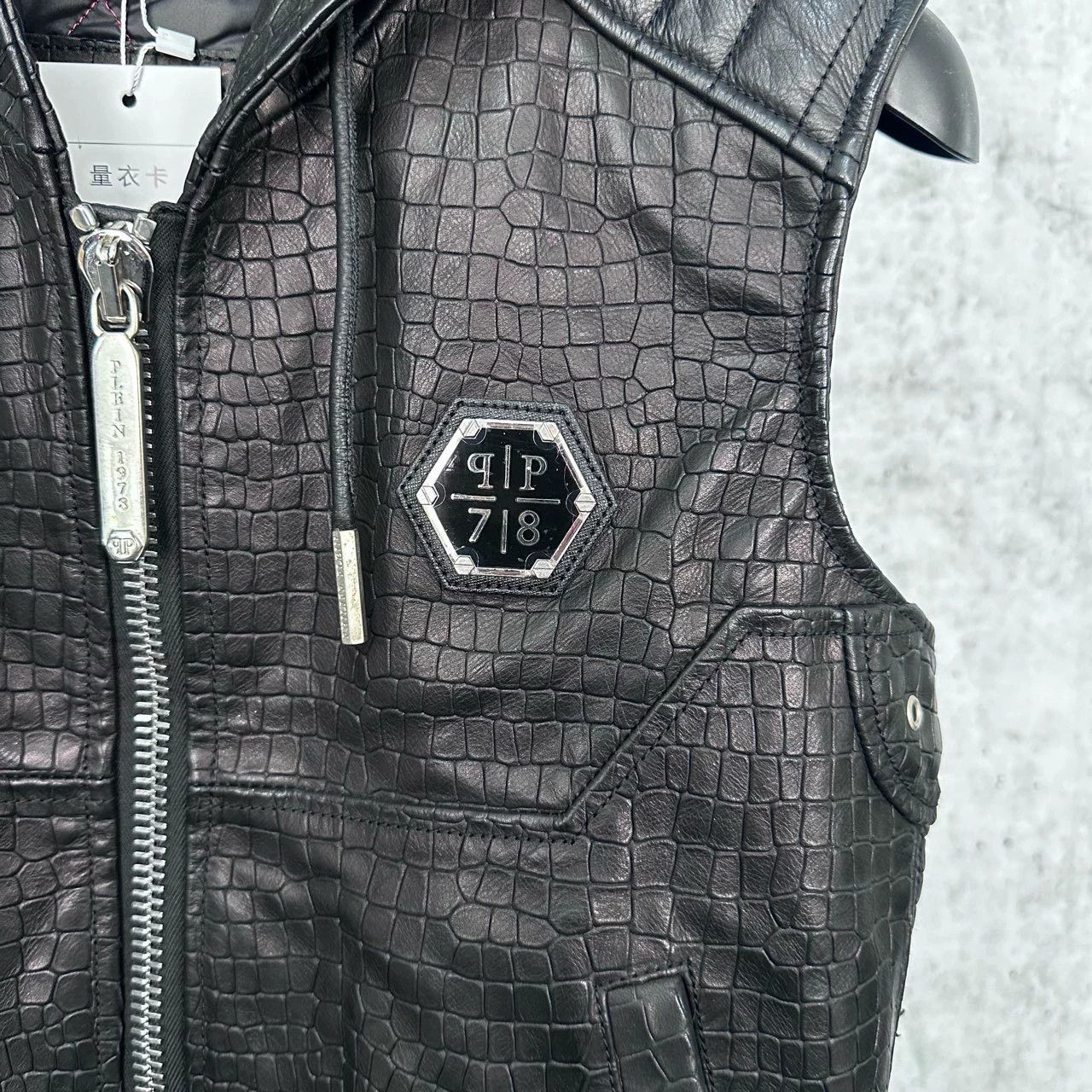 Philipp Plein black crocodile pattern hooded vest Size US XS / EU 42 / 0 - 3 Thumbnail