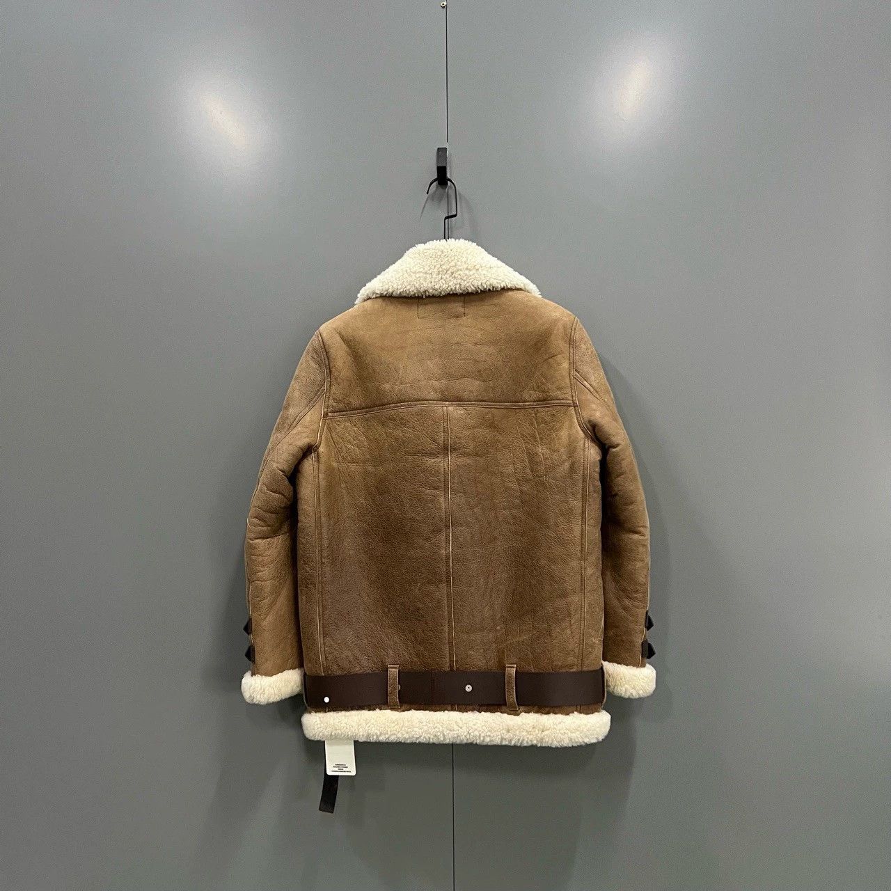 Acne Studios brown shearling jacket from Acne Studios Size US XS / EU 42 / 0 - 2 Thumbnail
