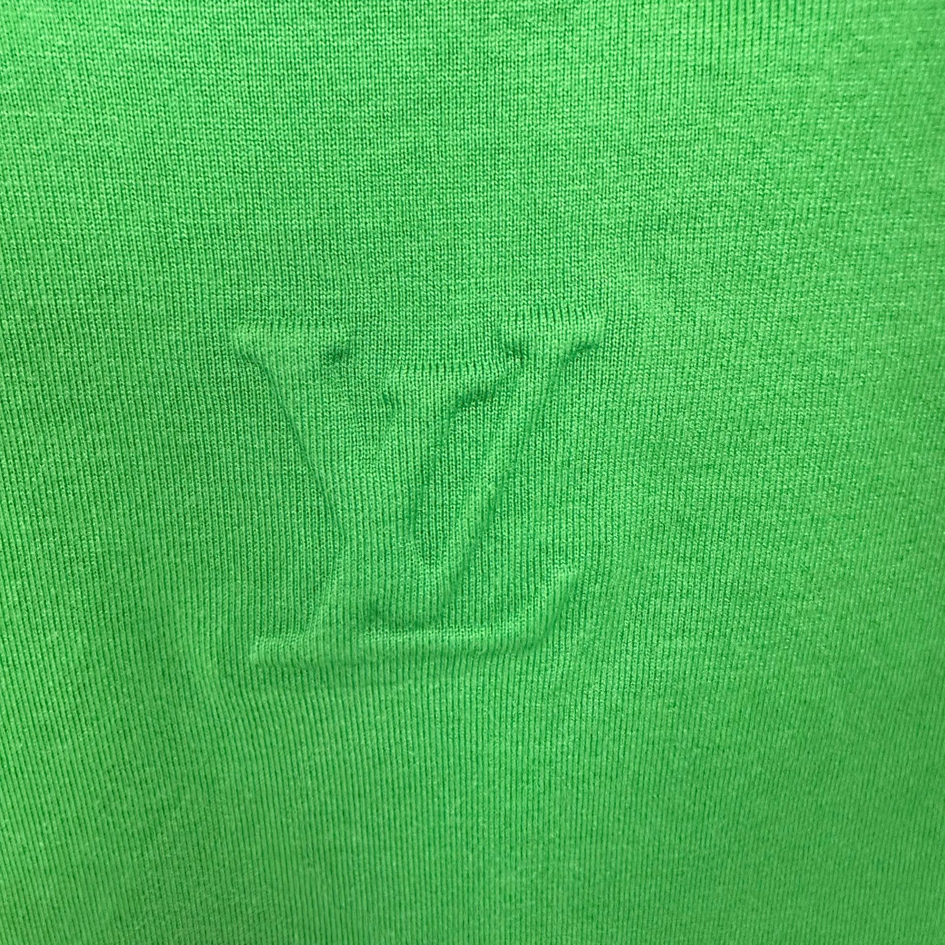 Louis Vuitton louis vuitton green embossed logo short sleeve tee Size US S / EU 44-46 / 1 - 3 Thumbnail