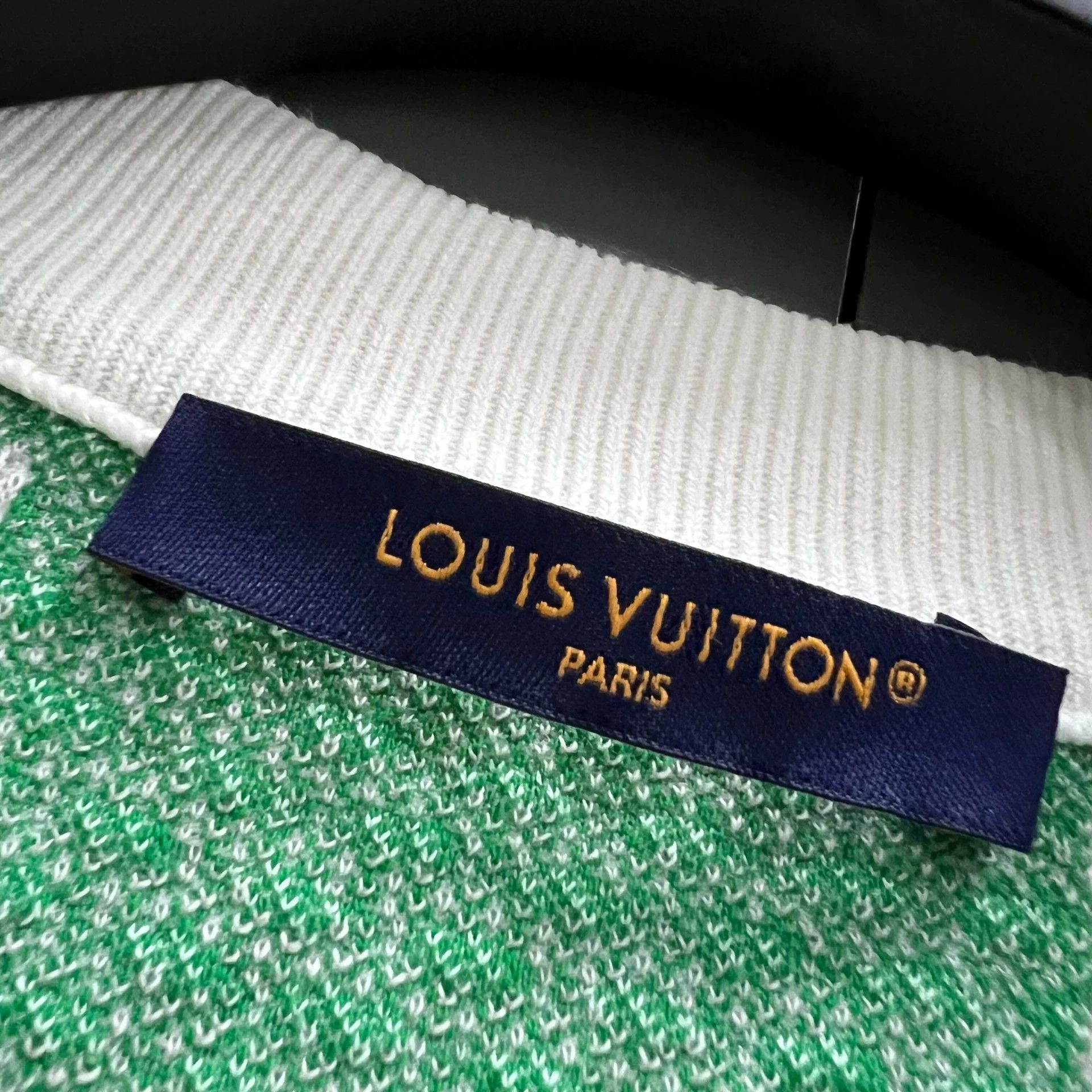 Louis Vuitton louis vuitton checkered logo sweatshirt size M Size US M / EU 48-50 / 2 - 4 Thumbnail