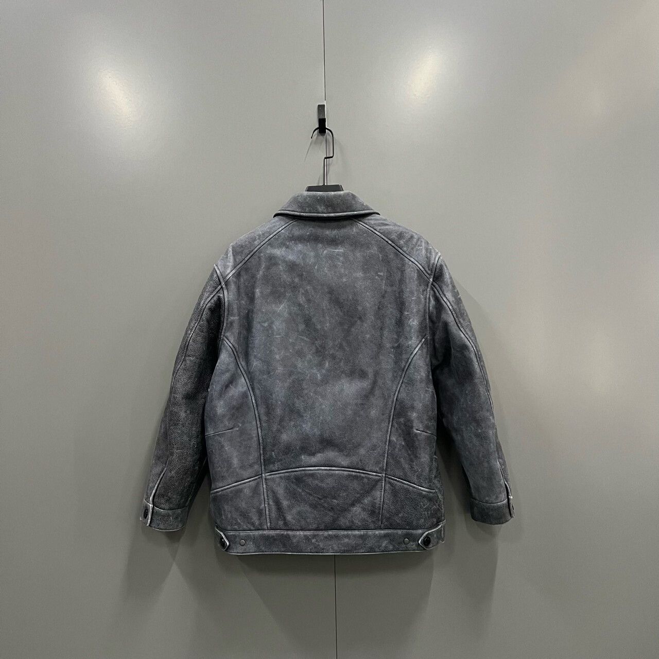 Louis Vuitton louis vuitton vintage logo leather jacket Size US L / EU 52-54 / 3 - 2 Thumbnail