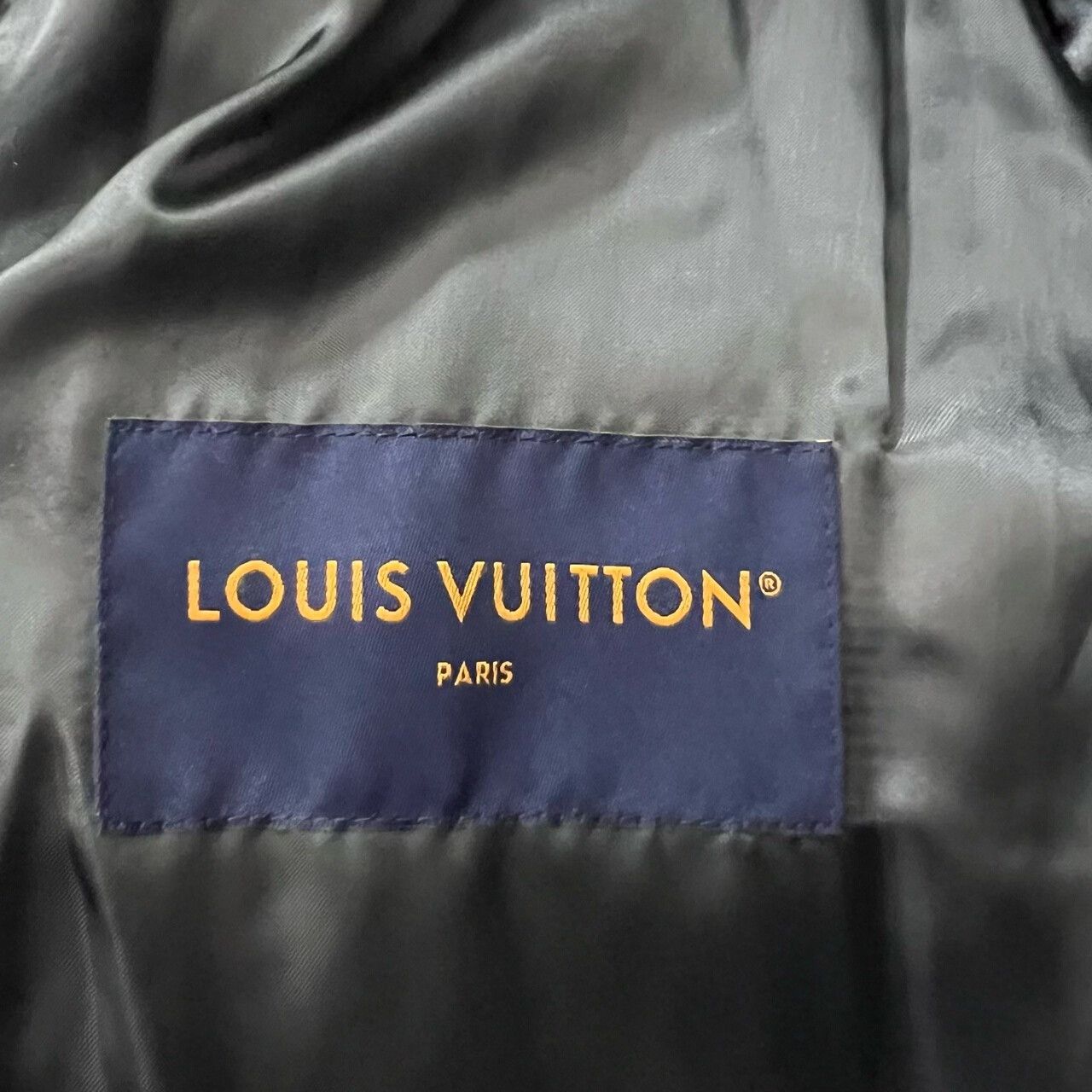 Louis Vuitton louis vuitton vintage logo leather jacket Size US L / EU 52-54 / 3 - 3 Thumbnail
