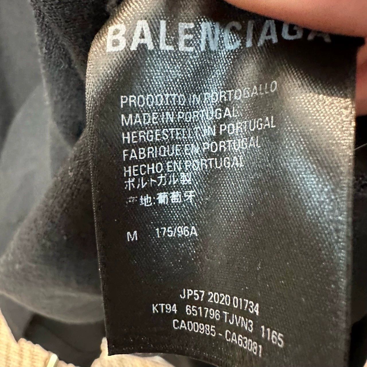 Balenciaga balenciaga x apple music black long sleeve shirt Size US M / EU 48-50 / 2 - 5 Thumbnail