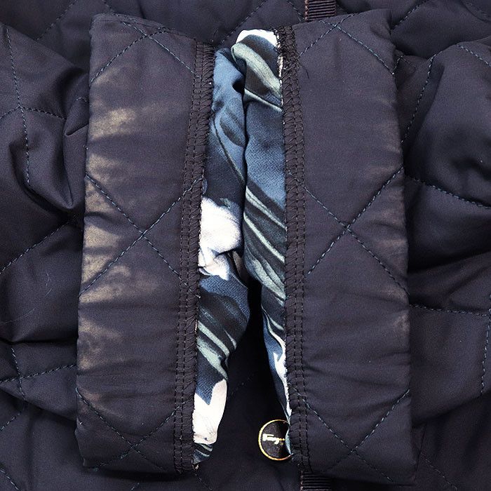 Salvatore Ferragamo Salvatore Ferragamo Salvatore Ferragamo Quilting Polyester Coat Others Outerwear DUTY FREE for USA Size ONE SIZE - 7 Thumbnail