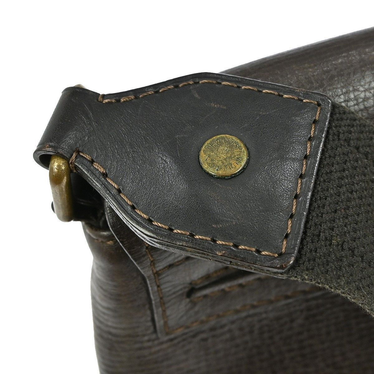 Louis Vuitton Louis Vuitton Yuma Messenger Bag Utah Leather Size ONE SIZE - 6 Thumbnail