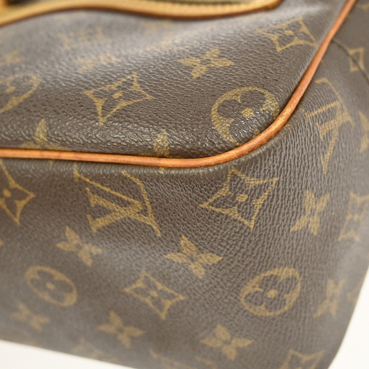 Louis Vuitton Louis Vuitton Cite Handbag Monogram Canvas Size ONE SIZE - 8 Thumbnail