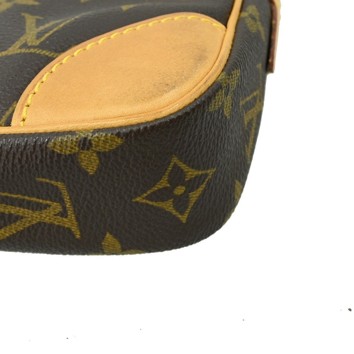 Louis Vuitton Louis Vuitton Marly Dragonne Clutch Monogram Canvas Size ONE SIZE - 7 Thumbnail