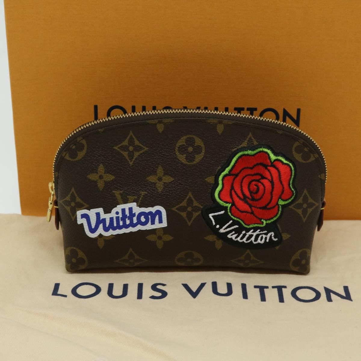 Louis Vuitton Louis Vuitton Cosmetic Pouch Limited Edition Patches Monogram Canvas Size ONE SIZE - 13 Thumbnail