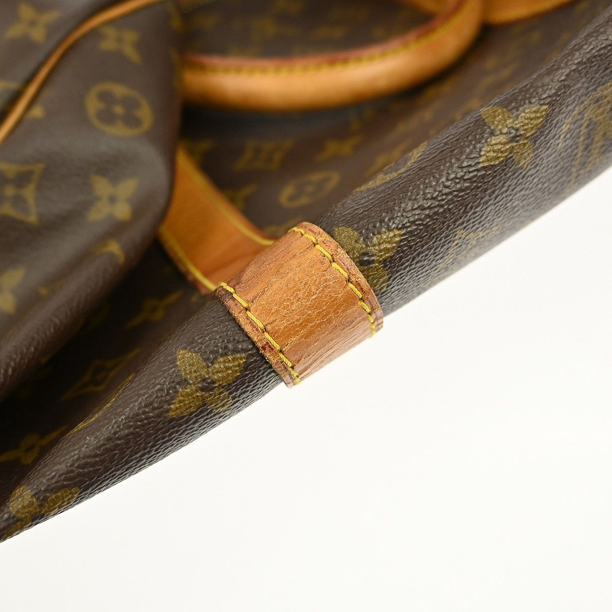 Louis Vuitton Louis Vuitton Keepall Bandouliere Bag Monogram Canvas Size ONE SIZE - 9 Thumbnail