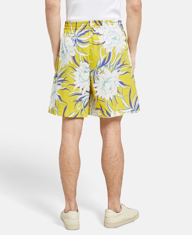 Valentino Shorts Size US 35 - 2 Thumbnail