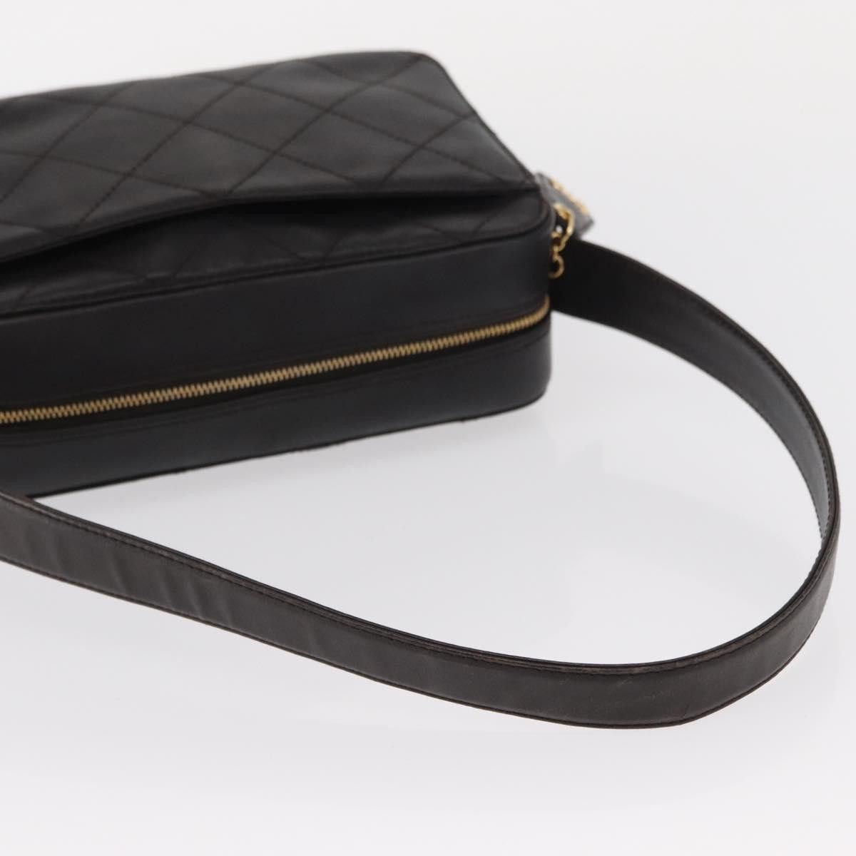 Chanel Chanel Vintage Front Pocket Camera Shoulder Bag Leather Size ONE SIZE - 16 Thumbnail