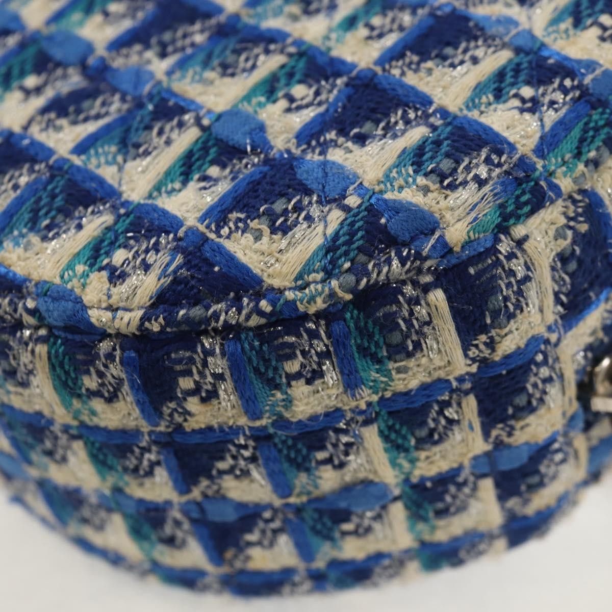 Chanel Chanel Lifesaver Round Clutch with Chain Quilted Tweed Size ONE SIZE - 11 Thumbnail