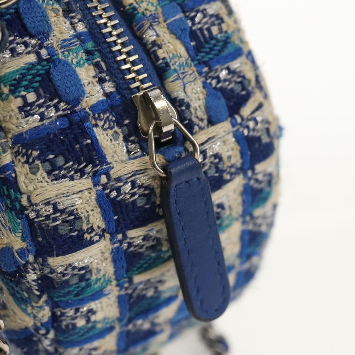 Chanel Chanel Lifesaver Round Clutch with Chain Quilted Tweed Size ONE SIZE - 15 Thumbnail