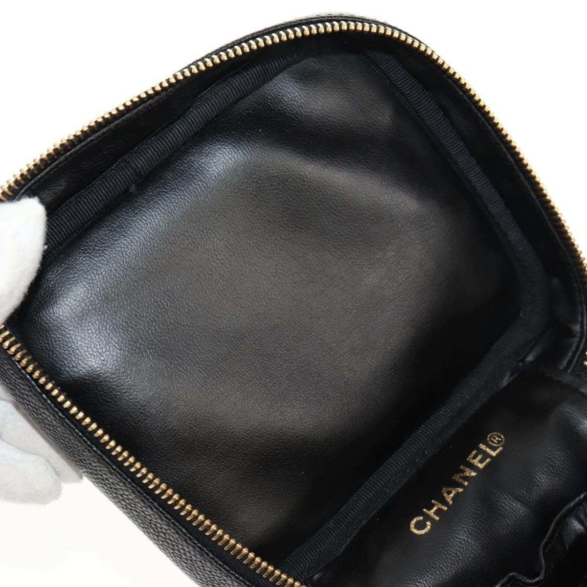 Chanel Chanel Vintage Timeless Cosmetic Case Caviar Size ONE SIZE - 22 Thumbnail