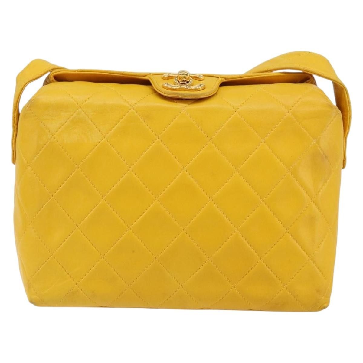 Chanel Chanel Vintage CC Fold Over Shoulder Bag Quilted Lambskin Size ONE SIZE - 20 Thumbnail
