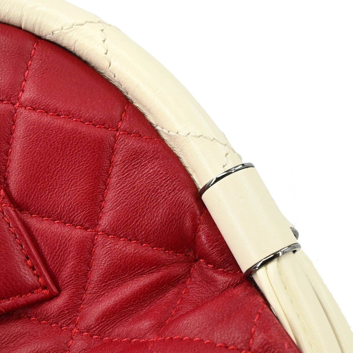 Chanel Chanel Hula Hoop Bag Quilted Lambskin Size ONE SIZE - 10 Thumbnail