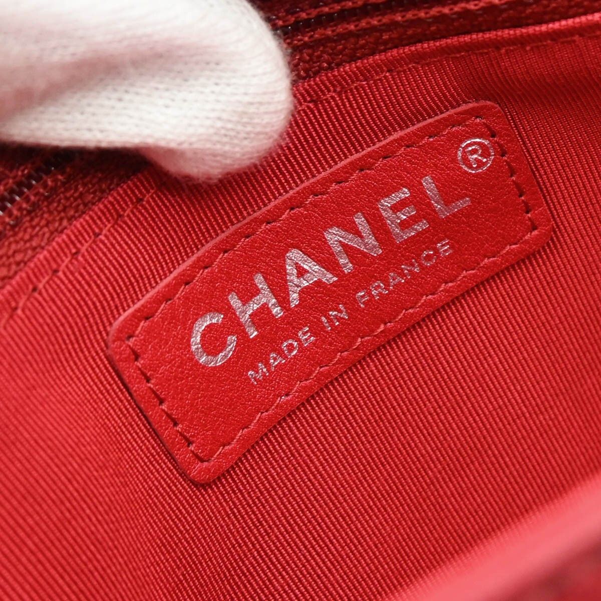 Chanel Chanel Hula Hoop Bag Quilted Lambskin Size ONE SIZE - 4 Thumbnail