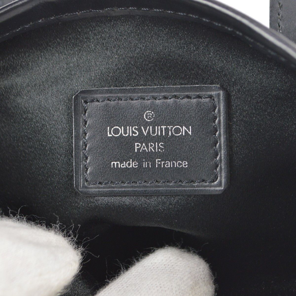 Louis Vuitton Louis Vuitton Bucket Bag Monogram Satin Size ONE SIZE - 4 Thumbnail