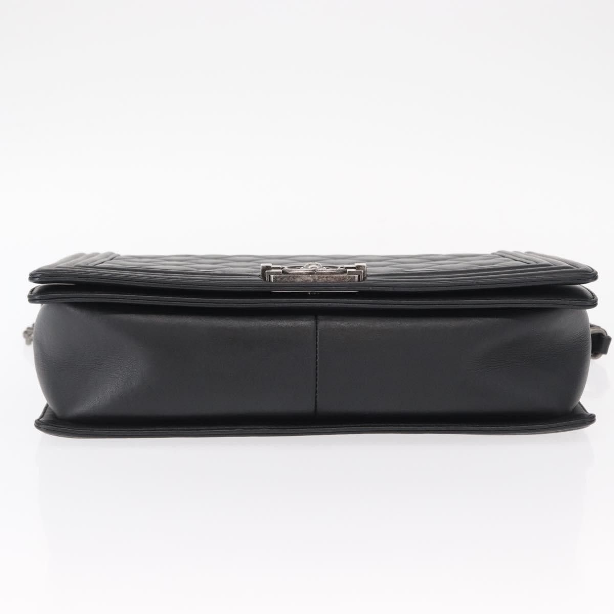 Chanel Chanel Boy Flap Bag Quilted Lambskin Size ONE SIZE - 17 Thumbnail
