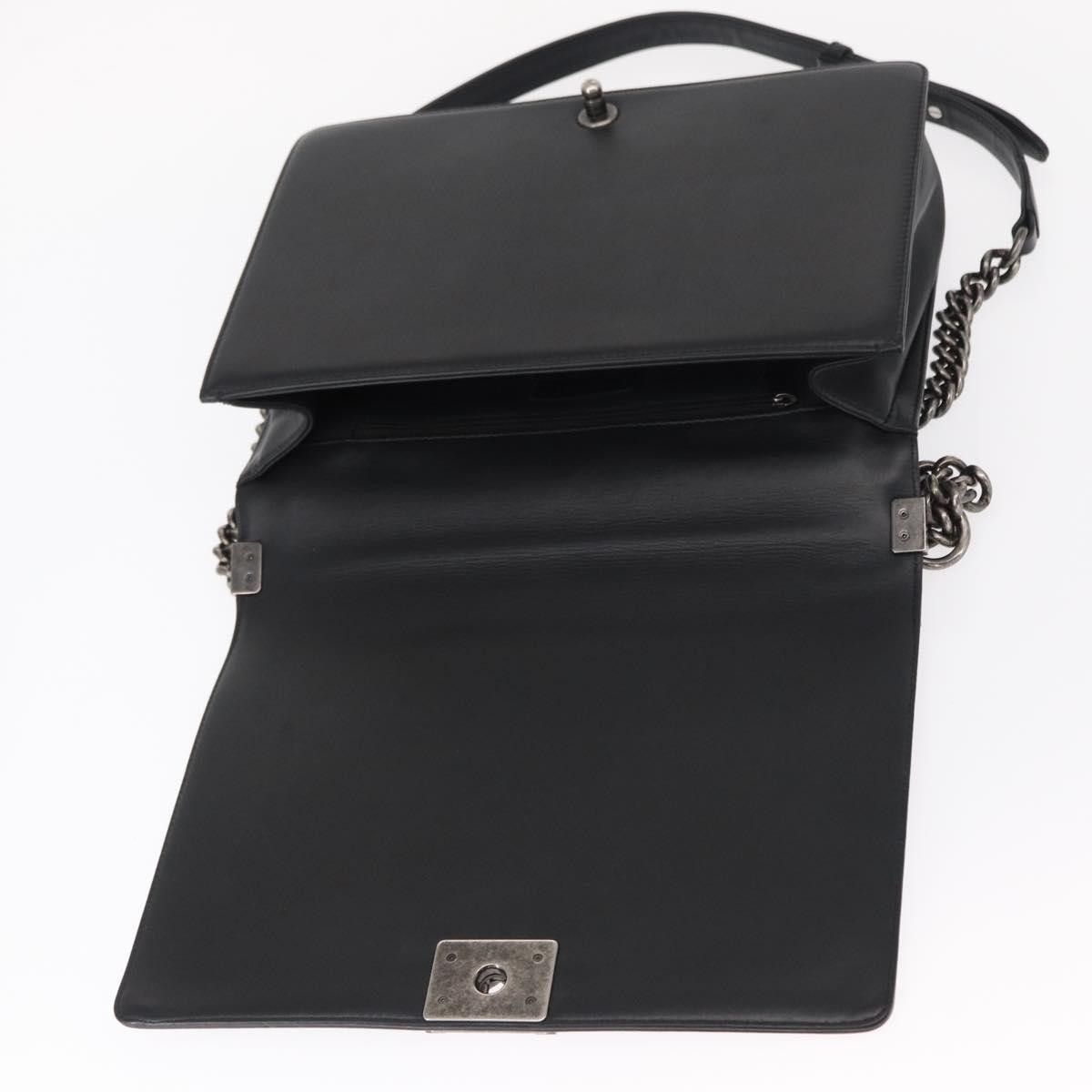 Chanel Chanel Boy Flap Bag Quilted Lambskin Size ONE SIZE - 18 Thumbnail