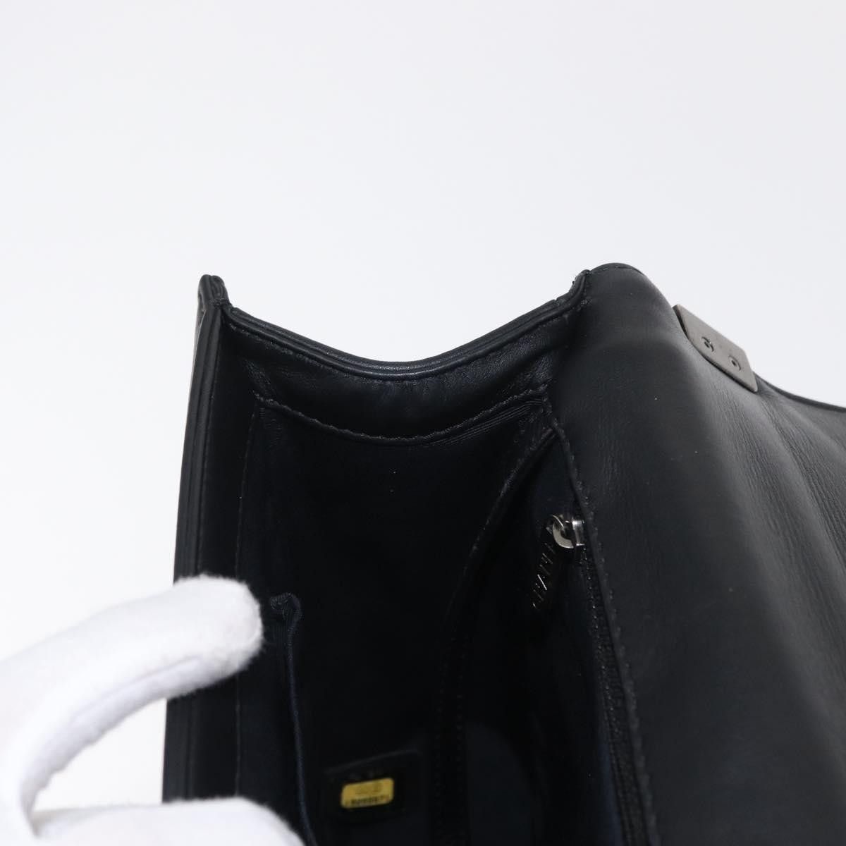 Chanel Chanel Boy Flap Bag Quilted Lambskin Size ONE SIZE - 23 Thumbnail