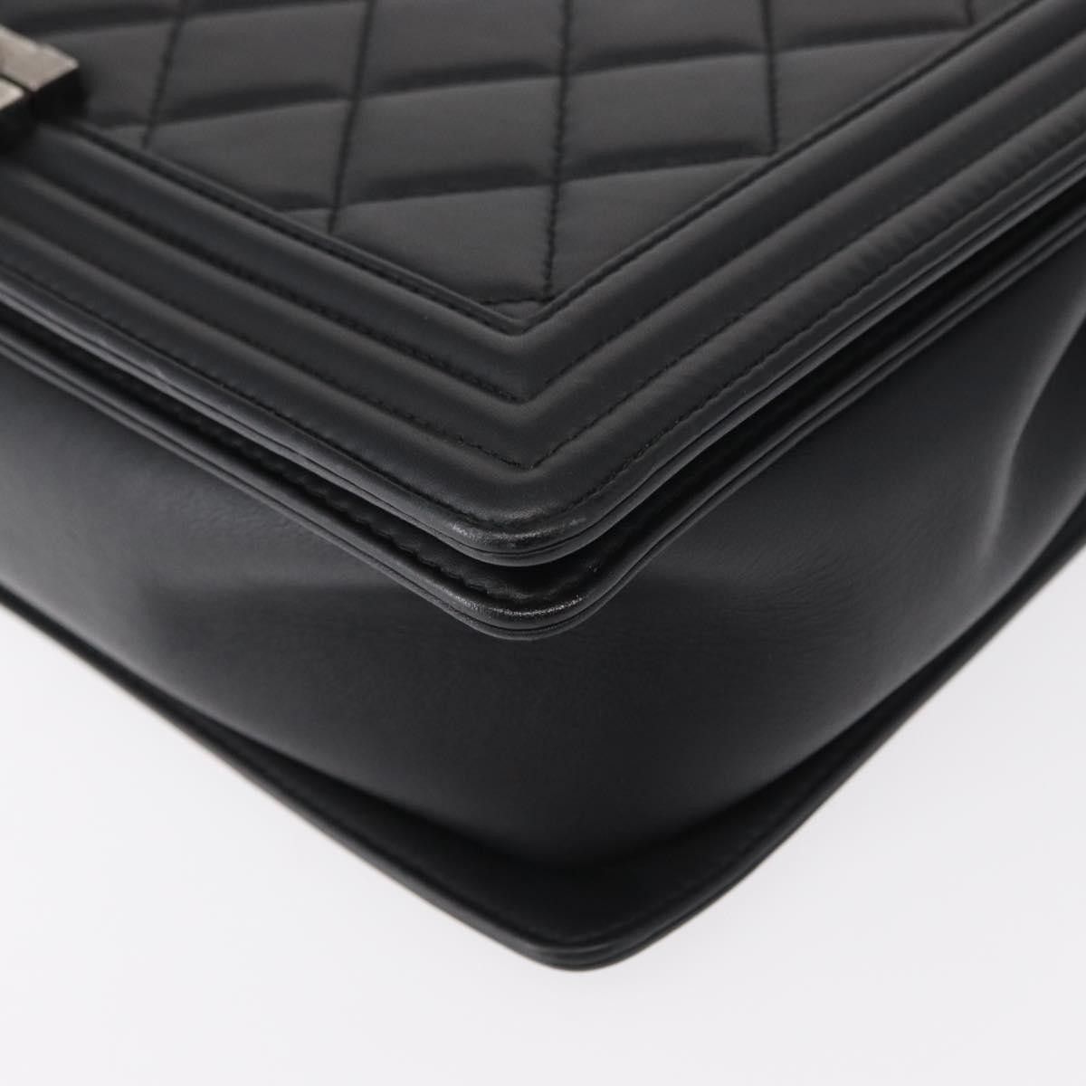 Chanel Chanel Boy Flap Bag Quilted Lambskin Size ONE SIZE - 10 Thumbnail