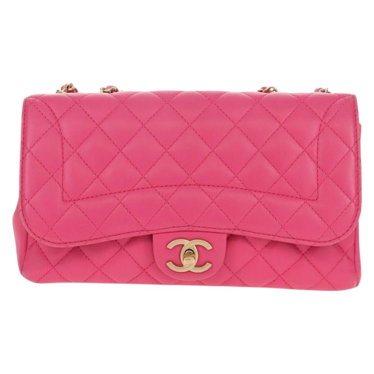 Chanel Chanel Mademoiselle Chic Flap Bag Quilted Lambskin Size ONE SIZE - 18 Thumbnail
