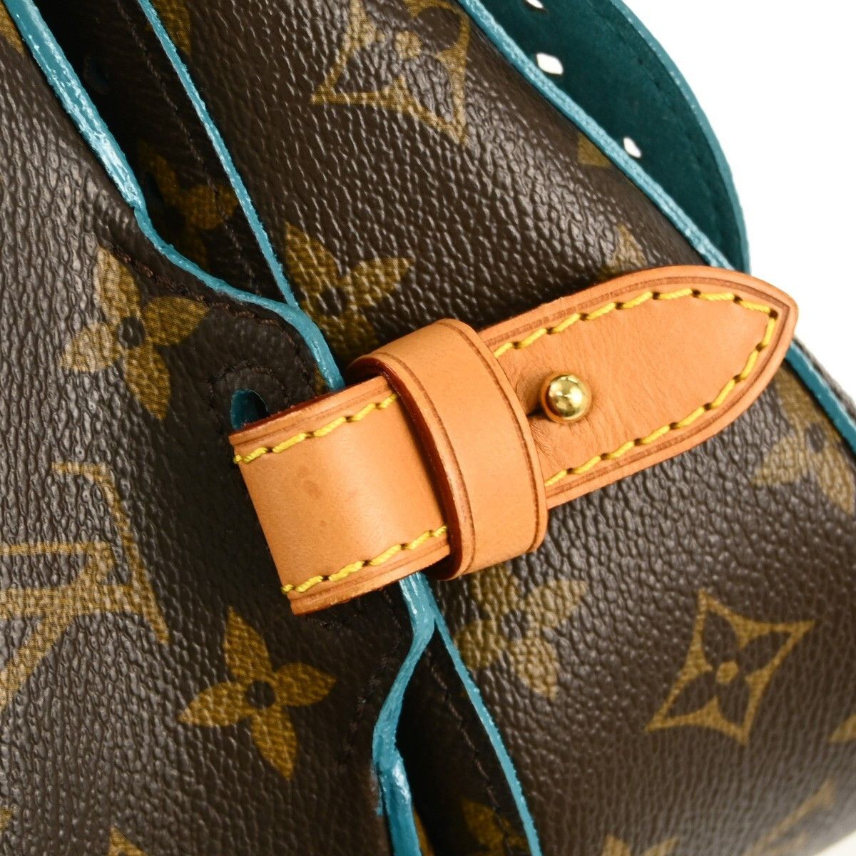 Louis Vuitton Louis Vuitton Flore Saumur Handbag Perforated Monogram Canvas Size ONE SIZE - 10 Thumbnail