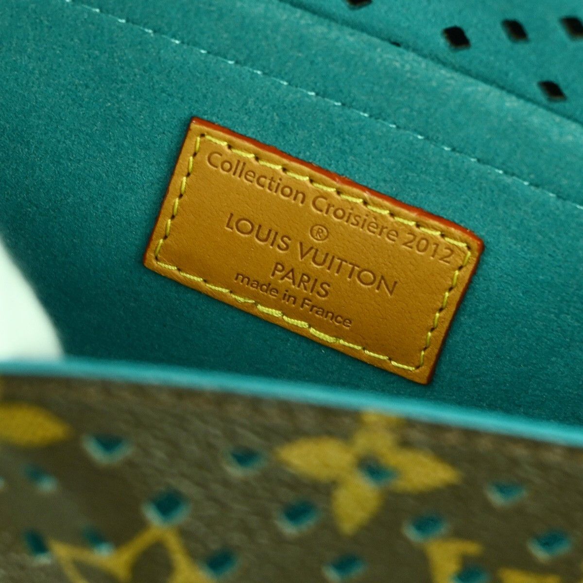 Louis Vuitton Louis Vuitton Flore Saumur Handbag Perforated Monogram Canvas Size ONE SIZE - 4 Thumbnail