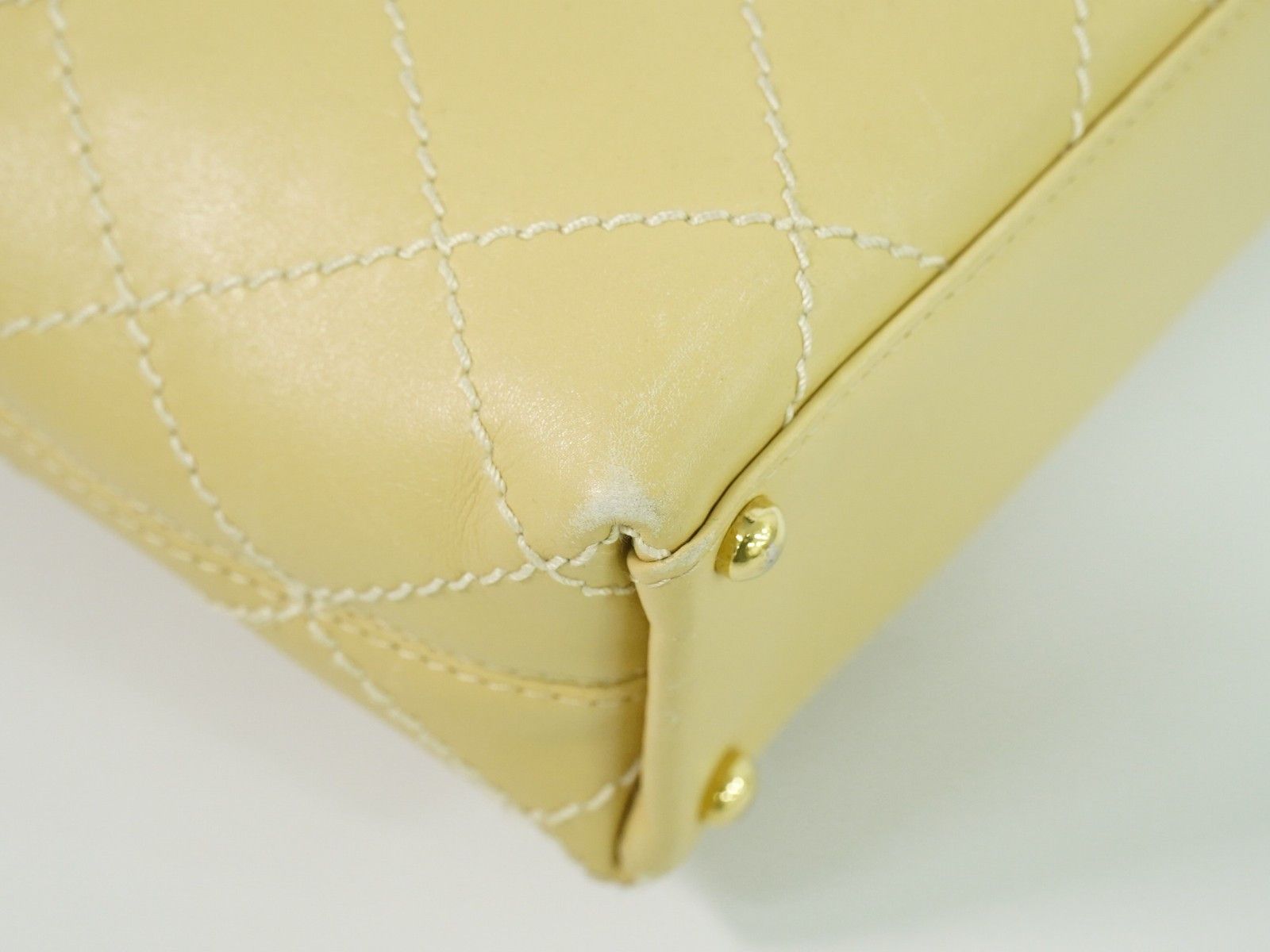 Chanel Chanel Surpique Tote Quilted Leather Size ONE SIZE - 9 Thumbnail