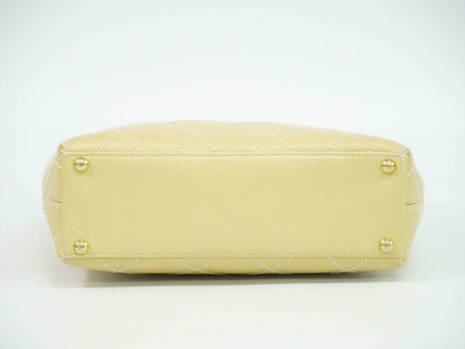 Chanel Chanel Surpique Tote Quilted Leather Size ONE SIZE - 10 Thumbnail