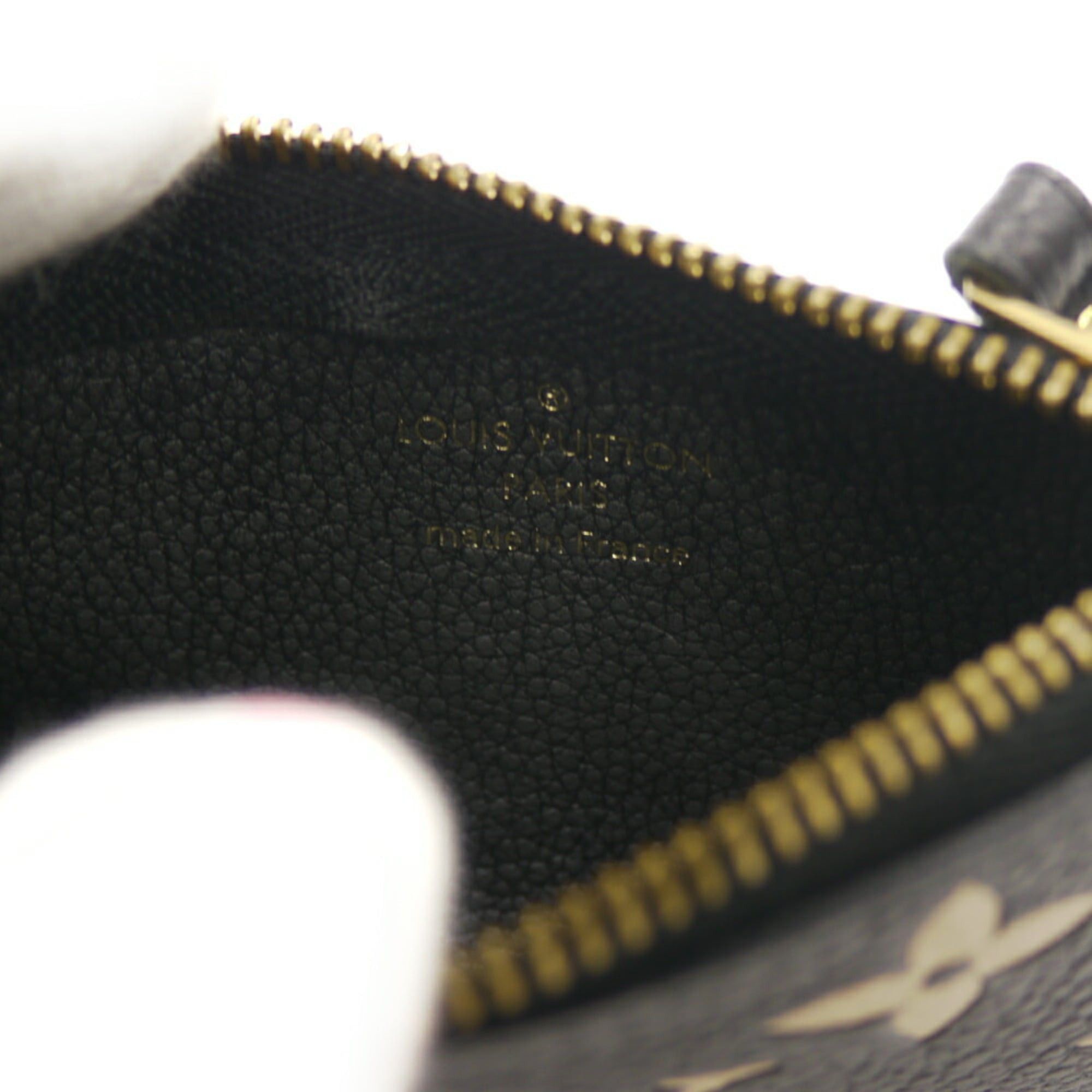 Louis Vuitton Louis Vuitton Pochette Cles Bicolor Monogram Empreinte Coin Case M80885 Size ONE SIZE - 8 Thumbnail