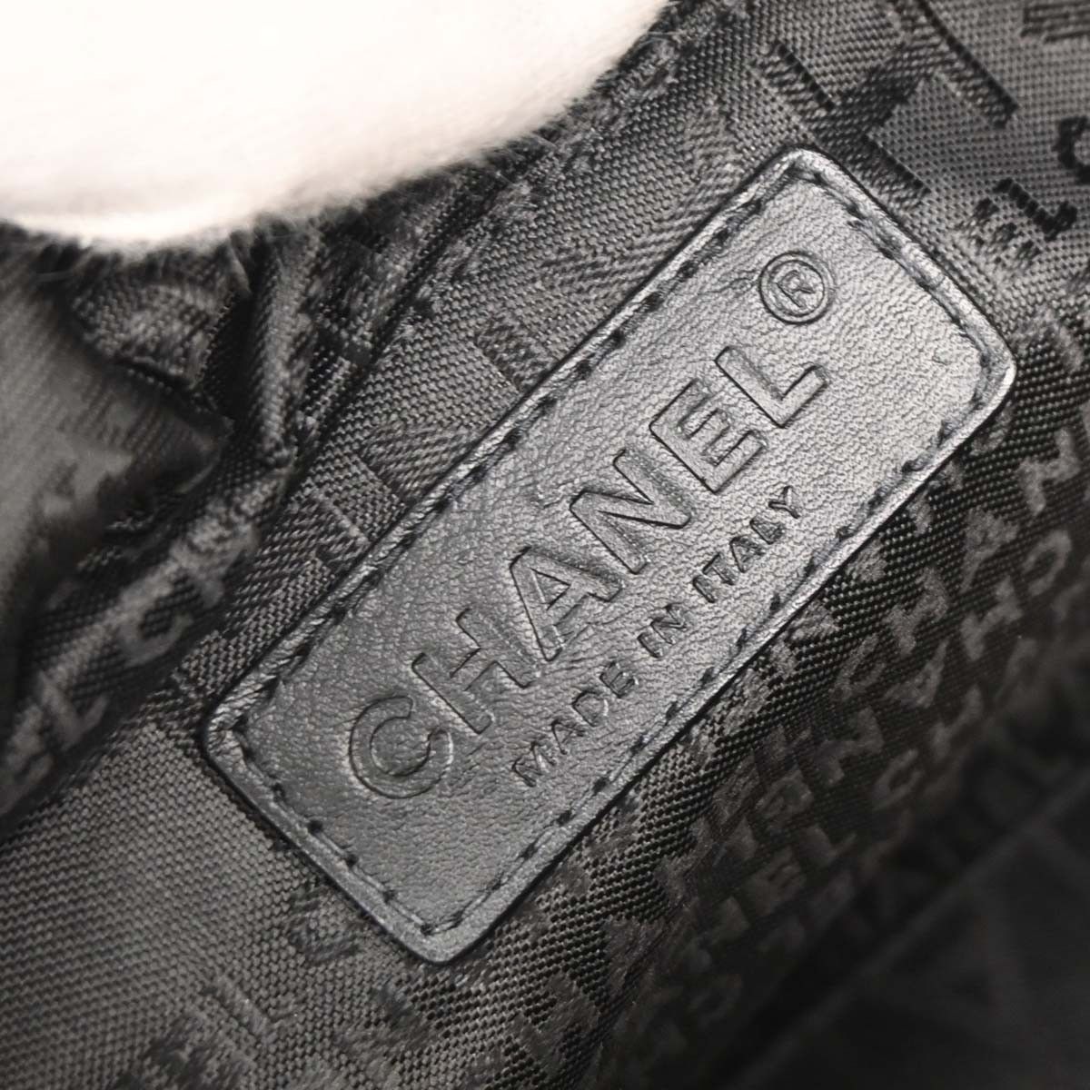 Chanel Chanel Square Stitch Shoulder Bag Quilted Caviar Size ONE SIZE - 4 Thumbnail