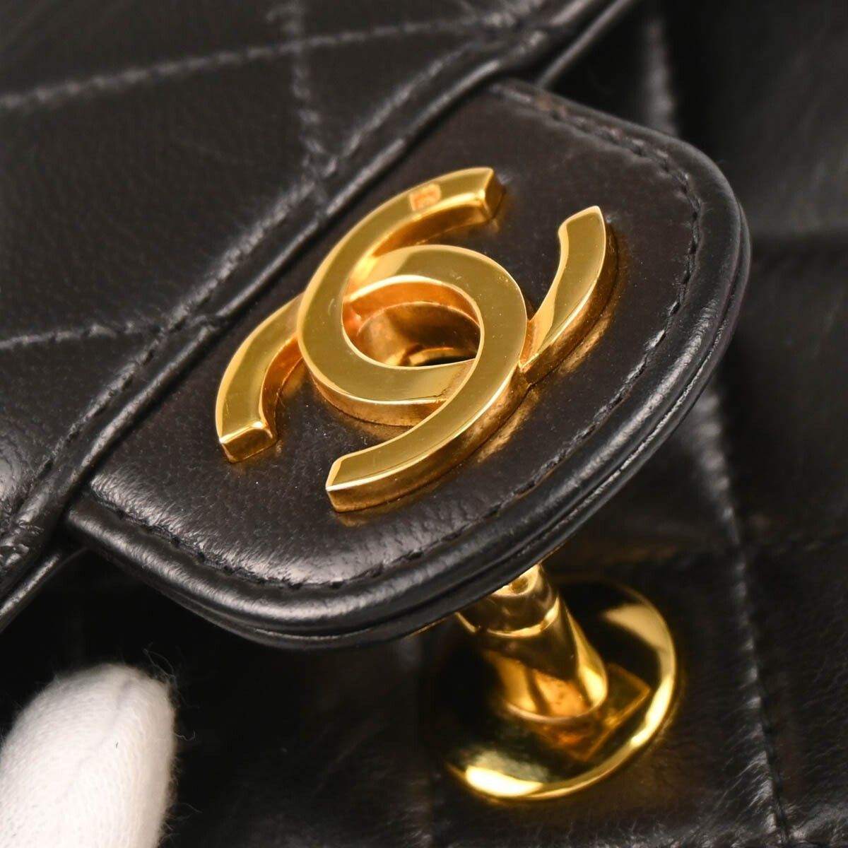 Chanel Chanel Vintage Top Handle Flap Bag Quilted Lambskin Size ONE SIZE - 8 Thumbnail