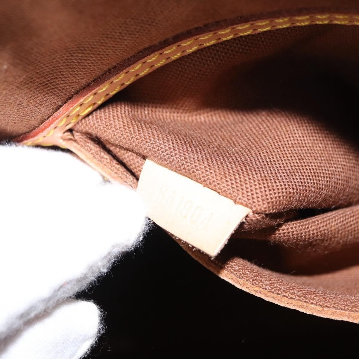 Louis Vuitton Louis Vuitton Alma Handbag Monogram Canvas Size ONE SIZE - 7 Thumbnail
