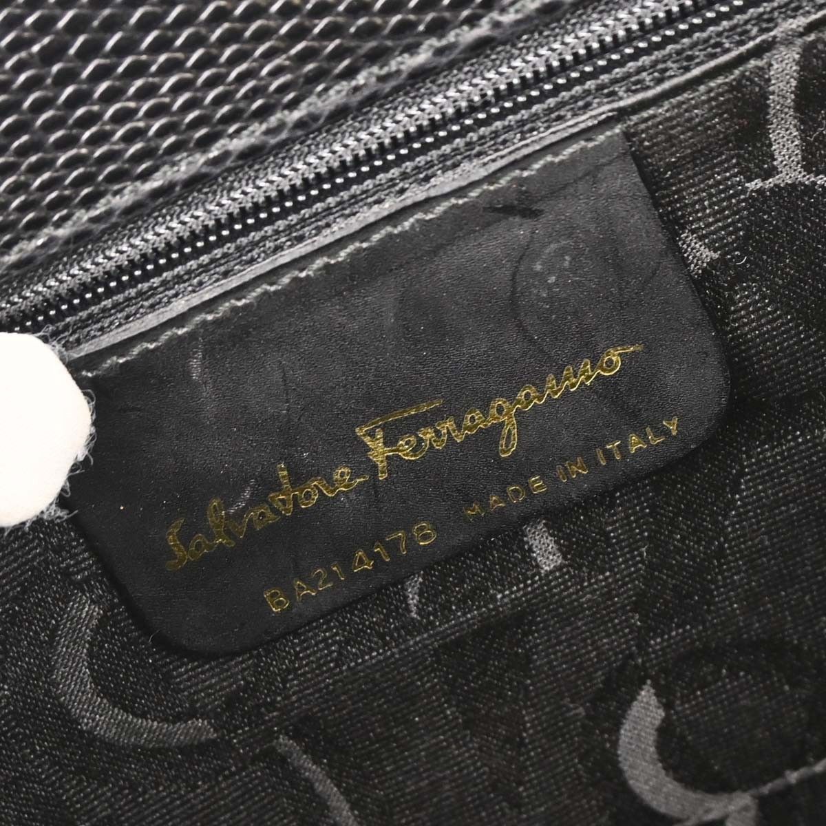 Salvatore Ferragamo Salvatore Ferragamo Convertible Vara Bow Tote Lizard Embossed Leather Size ONE SIZE - 4 Thumbnail