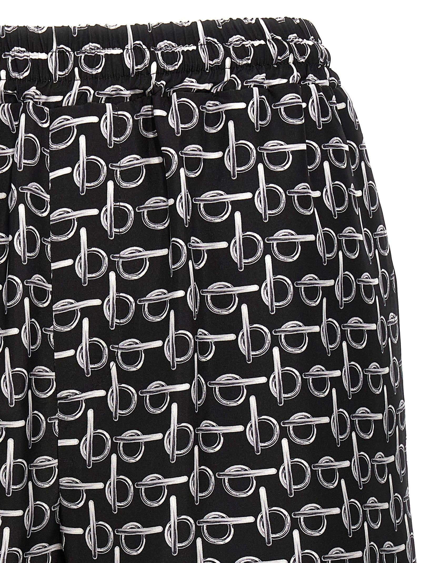 Burberry Press Shorts Size 26" / US 2 / IT 38 - 3 Thumbnail