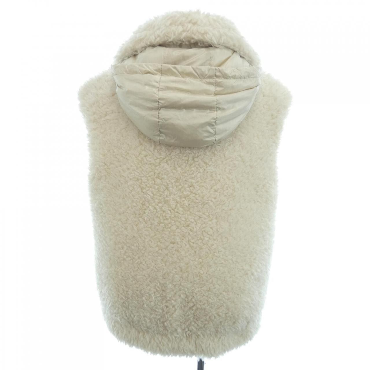 Moncler Moncler Moncler ACHARD Down Vest Others Outerwear ACHARD DUTY FREE for USA Size ONE SIZE - 9 Thumbnail