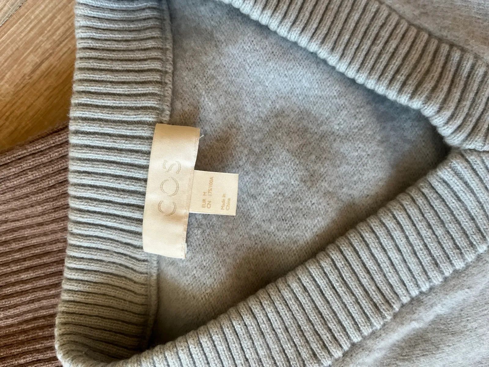 Cos Cos Cardigan Size US M / EU 48-50 / 2 - 7 Thumbnail
