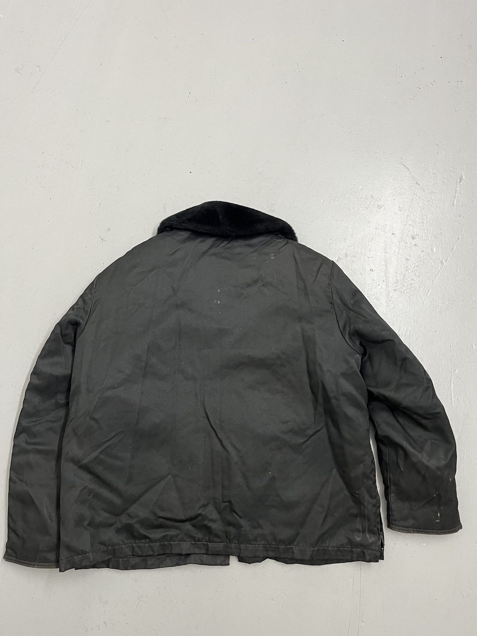 Vintage Vintage 2000s Security Jacket Wild Mountain Fur Collar Winter Coat Size XL Size US XL / EU 56 / 4 - 4 Thumbnail
