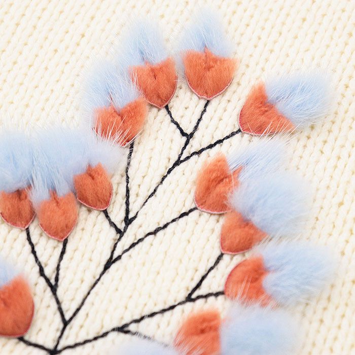 Fendi Fendi Fendi Embroidery Mink Fur Cashmere Sweater Natural Material Tops DUTY FREE for USA Size ONE SIZE - 4 Thumbnail