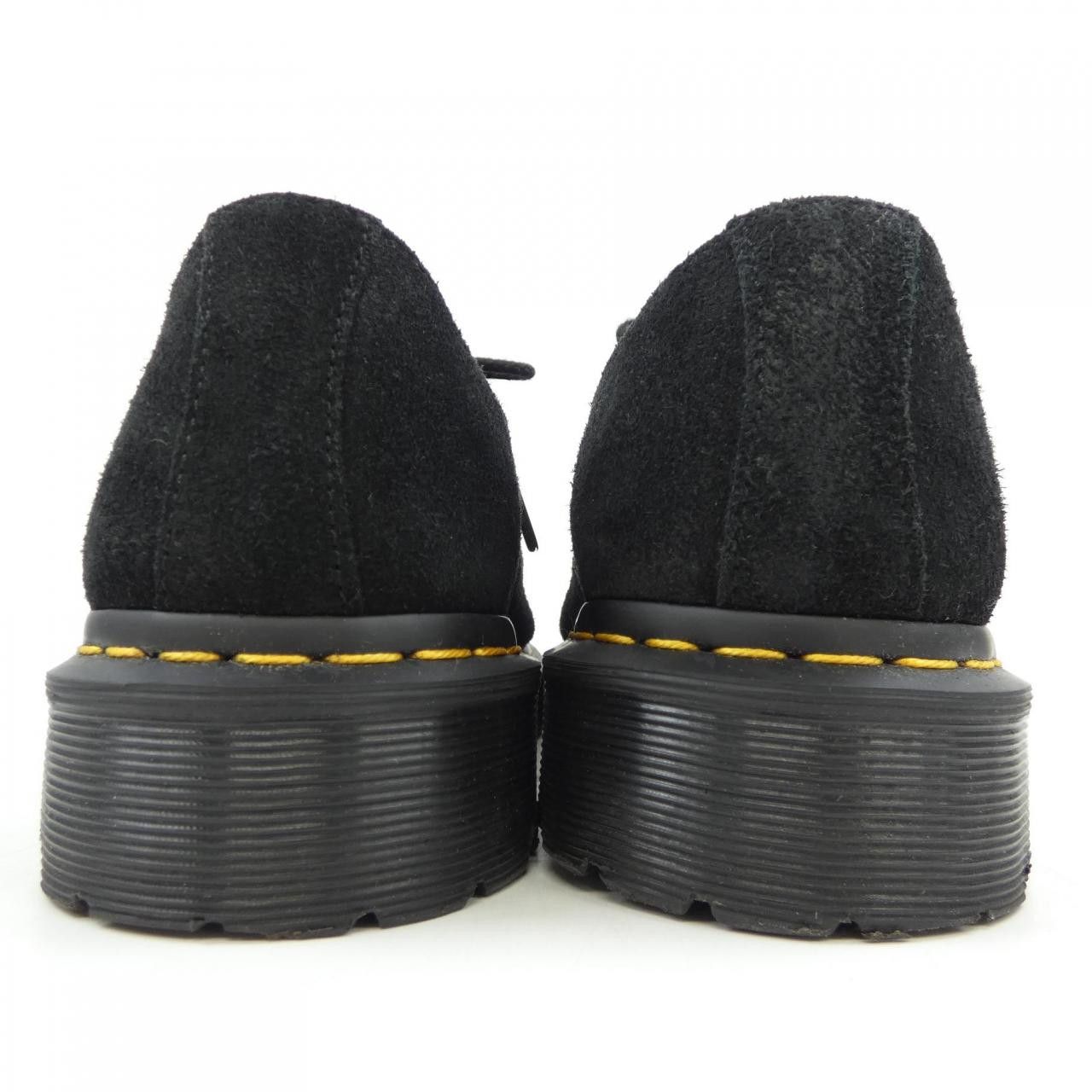 Other Other Dr. Martens Classic Leather Shoes Leather Shoes 31834001 DUTY FREE for USA Size ONE SIZE - 5 Thumbnail