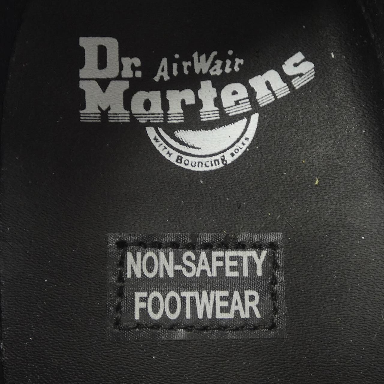 Other Other Dr. Martens Classic Leather Shoes Leather Shoes 31834001 DUTY FREE for USA Size ONE SIZE - 6 Thumbnail