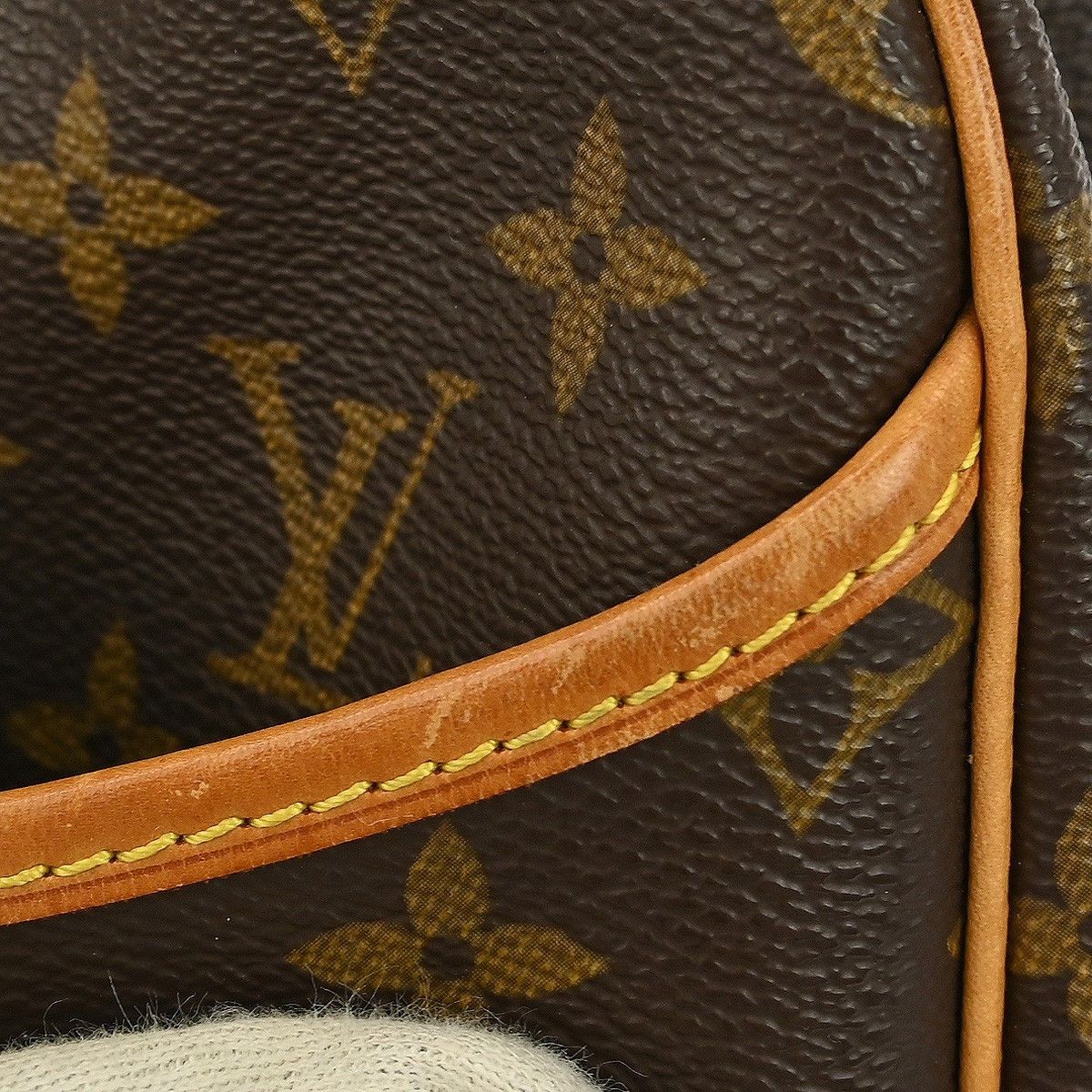 Louis Vuitton Louis Vuitton Deauville Handbag Monogram Canvas Size ONE SIZE - 8 Thumbnail