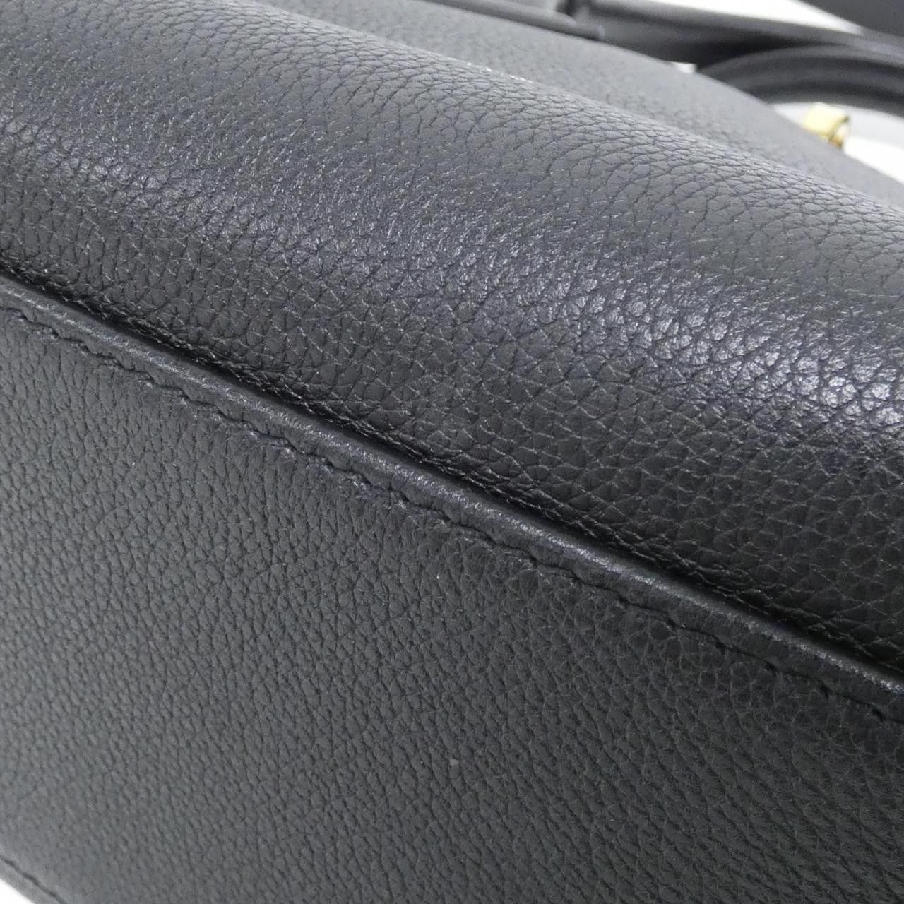 Louis Vuitton Louis Vuitton Louis Vuitton On My Side Calf Coated Canvas Bag Leather Handbag M57728 DUTY FREE for USA Size ONE SIZE - 3 Thumbnail