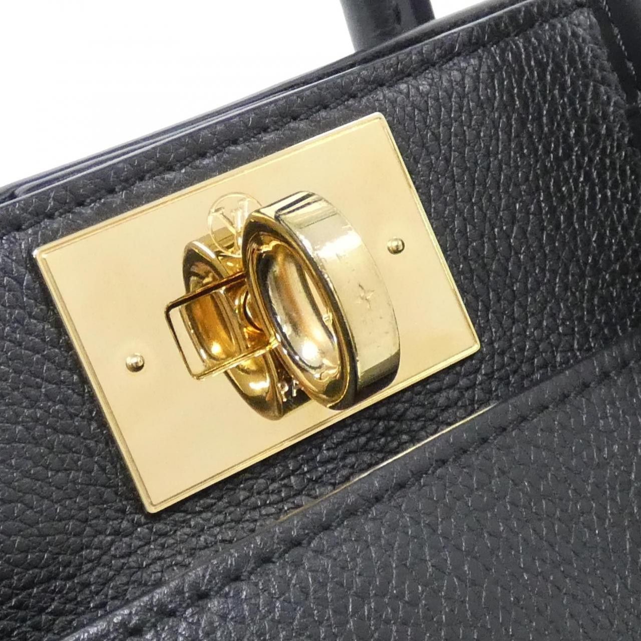 Louis Vuitton Louis Vuitton Louis Vuitton On My Side Calf Coated Canvas Bag Leather Handbag M57728 DUTY FREE for USA Size ONE SIZE - 5 Thumbnail