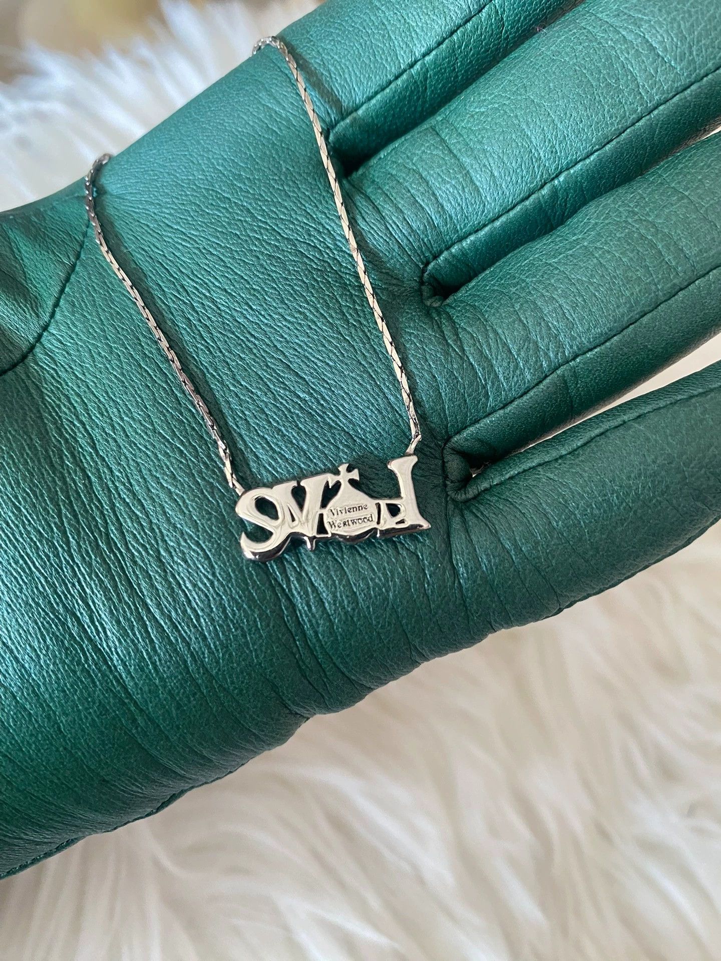 Vivienne Westwood Vivienne Westwood Love Saturn Necklace Size ONE SIZE - 2 Thumbnail