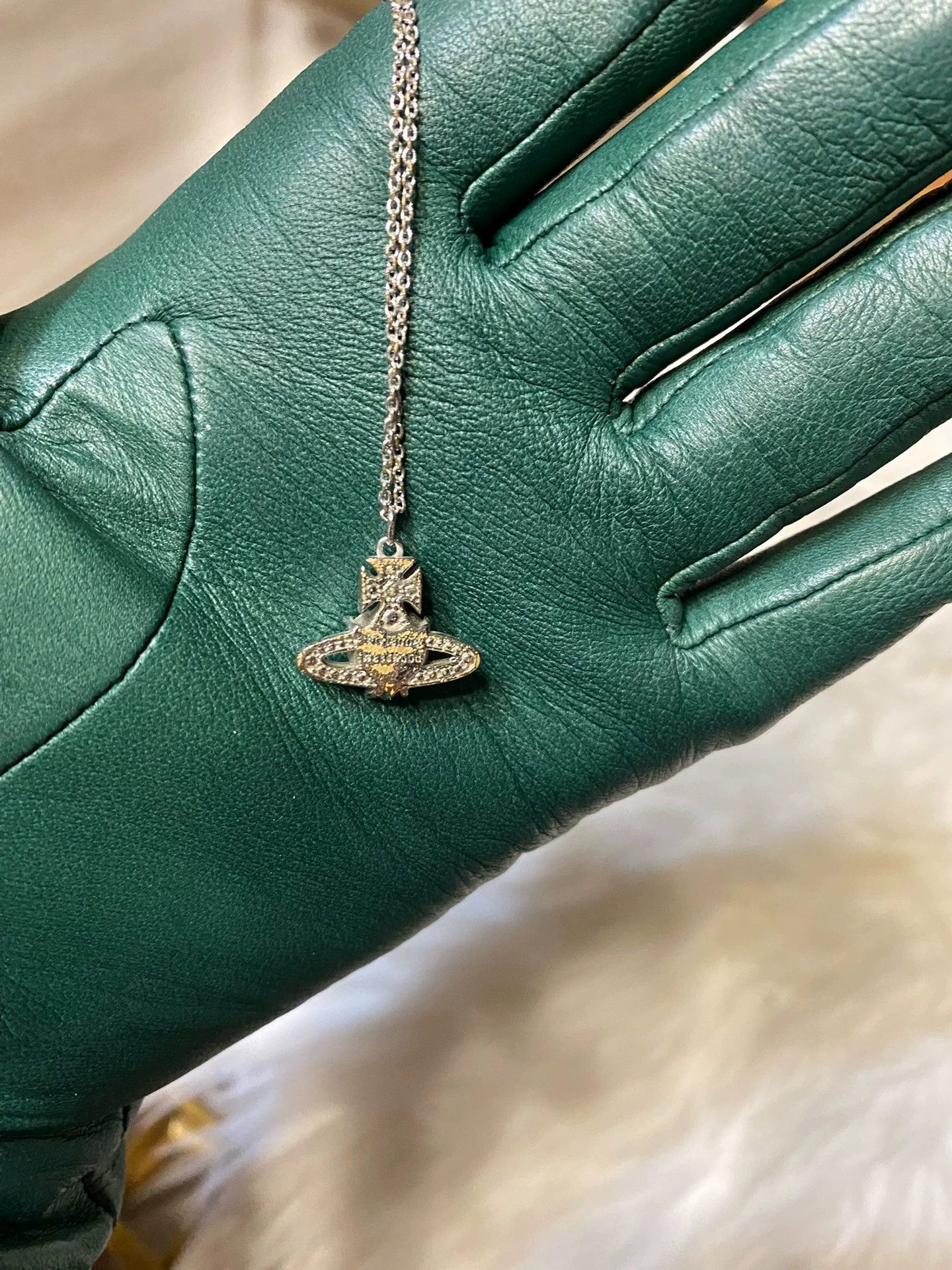 Vivienne Westwood Vivienne Westwood Silver Heart Saturn Necklace Size ONE SIZE - 2 Thumbnail
