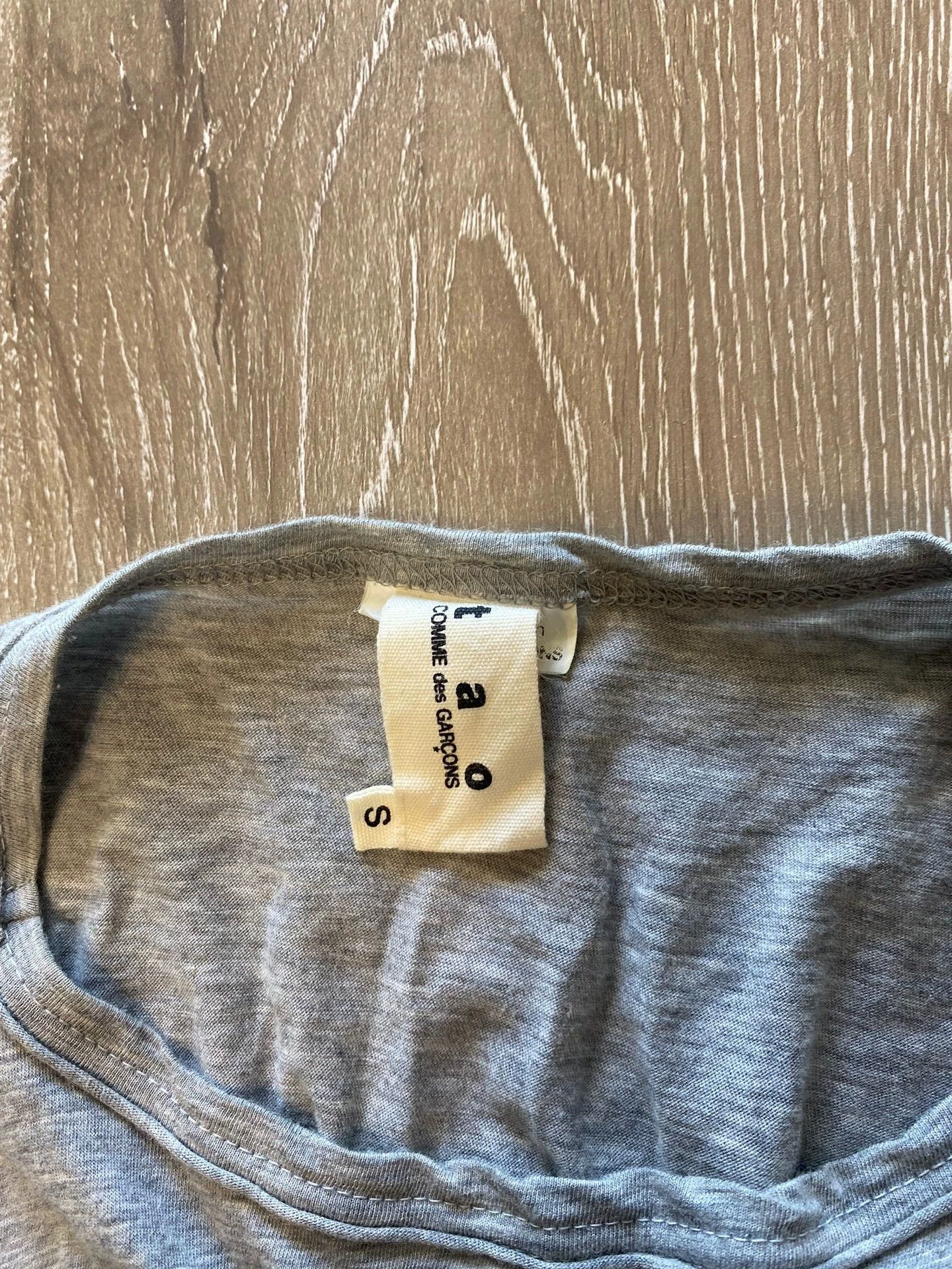 Comme des Garcons COMME des GARCONS Gray Pleated Short Sleeve Top Size M / US 6-8 / IT 42-44 - 3 Thumbnail