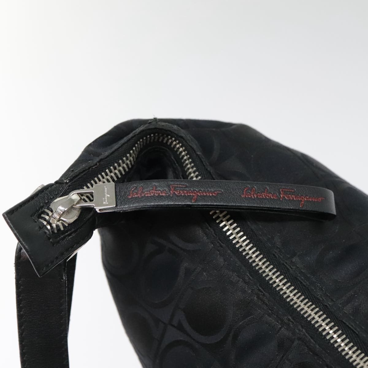 Salvatore Ferragamo Salvatore Ferragamo Gancini Shoulder Bag Nylon Size ONE SIZE - 17 Thumbnail